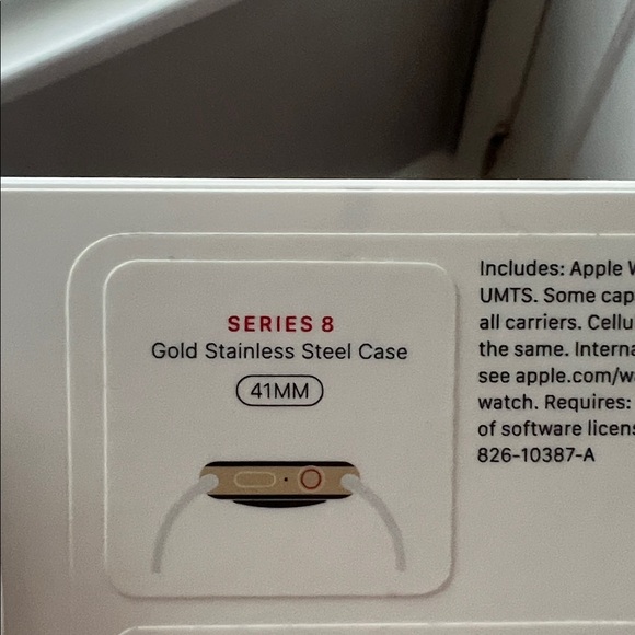 Apple Watch Series 8, gold - Picture 2 of 4